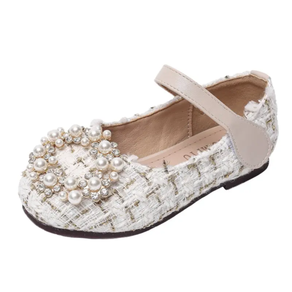 Majestic-Moonbeam-Sandals_off-white